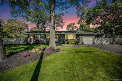 7 Plymouth Street, Centereach, NY 11720 - Photo 2