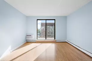 687 Bronx River Rd, Yonkers, NY 10704 - Photo 4