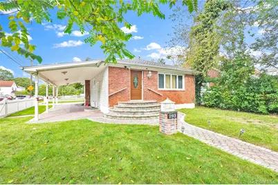 293 Pennsylvania Avenue, Roosevelt, NY 11575 - Photo 2