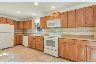 430 Grove Road, Southold, NY 11971 - Photo 4