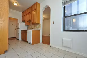 120 Stonelea Pl, New Rochelle, NY 10801 - Photo 16