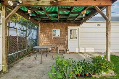 323 Barwick Boulevard, Mineola, NY 11501 - Photo 26