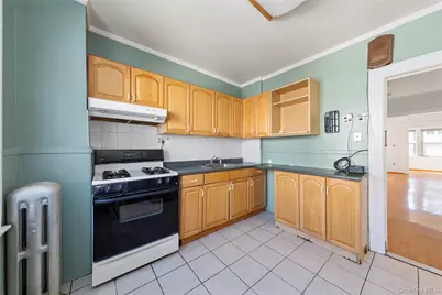 9037 180th Street, Jamaica, NY 11432 - Photo 10