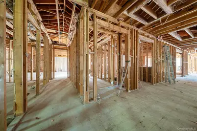 169 Middle Neck Road, Sands Point, NY 11050 - Photo 12