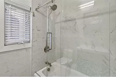 305 W 259th Street, Bronx, NY 10471 - Photo 18