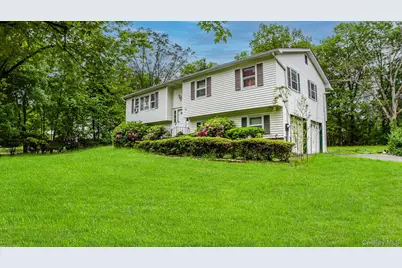 5 Catalpa Court, Bardonia, NY 10954 - Photo 1