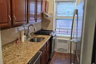 70 Locust Ave, New Rochelle, NY 10801 - Photo 8