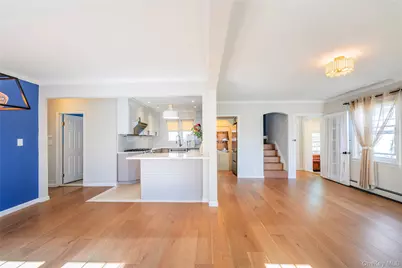 5612 212th Street, Bayside, NY 11364 - Photo 10