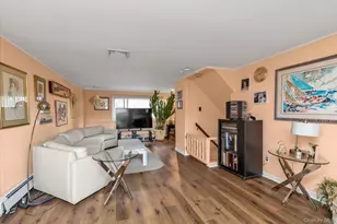 5 Meroke Ct, Huntington Station, NY 11746 - Photo 10