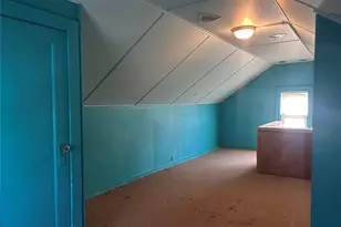 100-24 210th St, Queens Village, NY 11429 - Photo 22