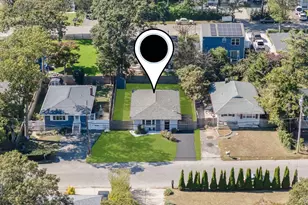 6 Bonny Dr, Mastic, NY 11950 - Photo 24