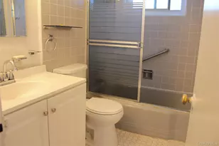 28 Dehaven Dr, Yonkers, NY 10701 - Photo 16