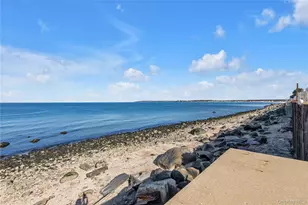 43 Oak Point Dr N, Bayville, NY 11709 - Photo 8