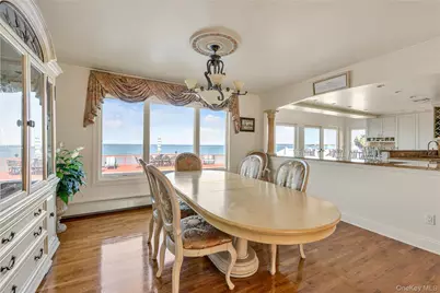 43 Oak Point Drive N, Bayville, NY 11709 - Photo 20