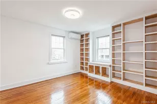 2336 Mickle Ave, Bronx, NY 10469 - Photo 10