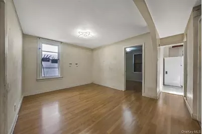 421 S 10th Avenue, Mount Vernon, NY 10550 - Photo 16