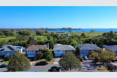 487 Links Drive E, Oceanside, NY 11572 - Photo 8