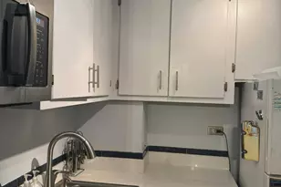 164-20 Highland Ave, Jamaica, NY 11580 - Photo 14