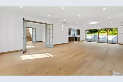 22 Whippoorwill Road E, Armonk, NY 10504 - Photo 10