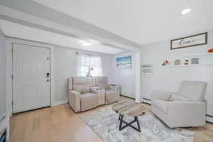 252 Arthur St, Freeport, NY 11520 - Photo 8