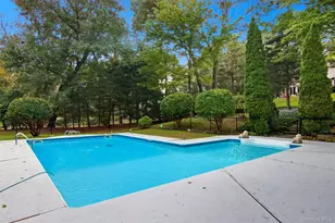 8 Tanager Ln, Northport, NY 11768 - Photo 32