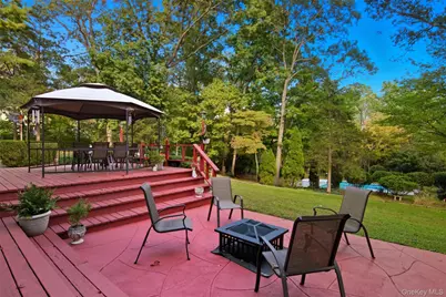 8 Tanager Lane, Northport, NY 11768 - Photo 28