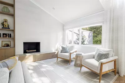 514 Pantigo Road #16, East Hampton, NY 11937 - Photo 6