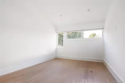 514 Pantigo Road #16, East Hampton, NY 11937 - Photo 14