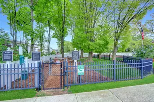 20 Toehee Pl, Islip, NY 11751 - Photo 20