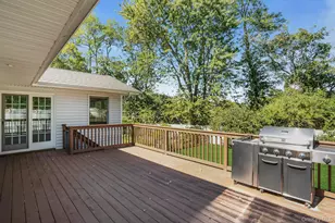 33 Pittoni Dr, Commack, NY 11725 - Photo 46