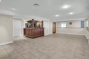 33 Pittoni Dr, Commack, NY 11725 - Photo 42