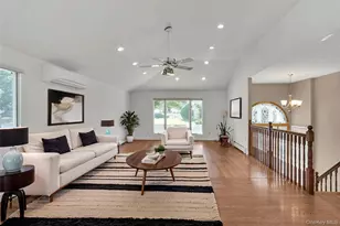 33 Pittoni Dr, Commack, NY 11725 - Photo 8