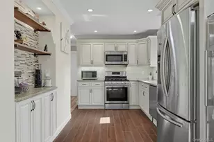 3208 Linden St, Wantagh, NY 11793 - Photo 16