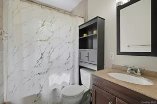 3208 Linden St, Wantagh, NY 11793 - Photo 22