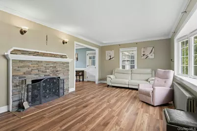 3208 Linden Street, Wantagh, NY 11793 - Photo 10