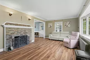 3208 Linden St, Wantagh, NY 11793 - Photo 10