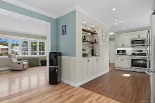 3208 Linden St, Wantagh, NY 11793 - Photo 16
