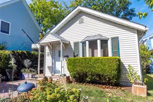 6 Elm Pl, Bronx, NY 10465 - Photo 2