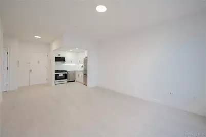 14-34 110th Street #5C, College Point, NY 11356 - Photo 4