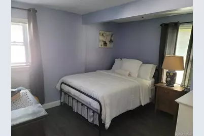 320 Clayton Street, Central Islip, NY 11722 - Photo 4