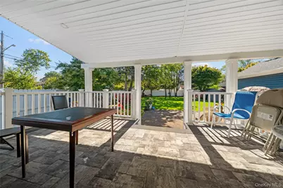 84 E 9th Street, Huntington Station, NY 11746 - Photo 26