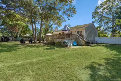 15 New York Avenue, Bay Shore, NY 11706 - Photo 20