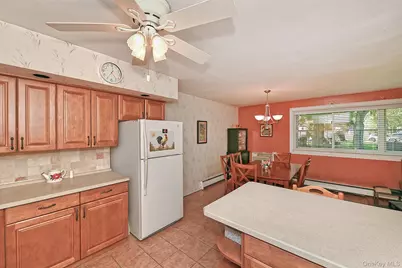 400 Fulton Street #8A, Farmingdale, NY 11735 - Photo 12