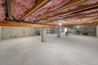 109 Laurel Street, Patchogue, NY 11772 - Photo 30