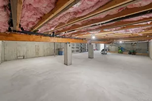 109 Laurel St, Patchogue, NY 11772 - Photo 30