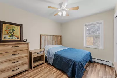 109 Laurel Street, Patchogue, NY 11772 - Photo 14