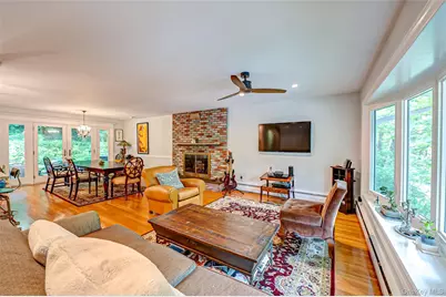 27 Prospect Avenue, Sea Cliff, NY 11579 - Photo 6