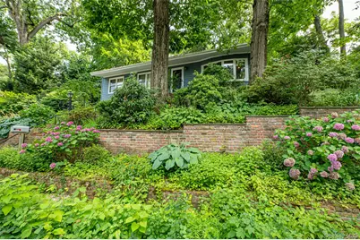 27 Prospect Avenue, Sea Cliff, NY 11579 - Photo 4