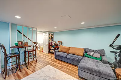 27 Prospect Avenue, Sea Cliff, NY 11579 - Photo 22