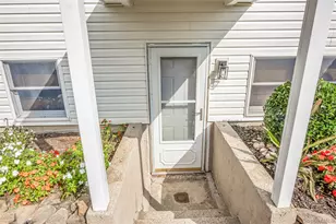 15 Whalen St, North Babylon, NY 11703 - Photo 4